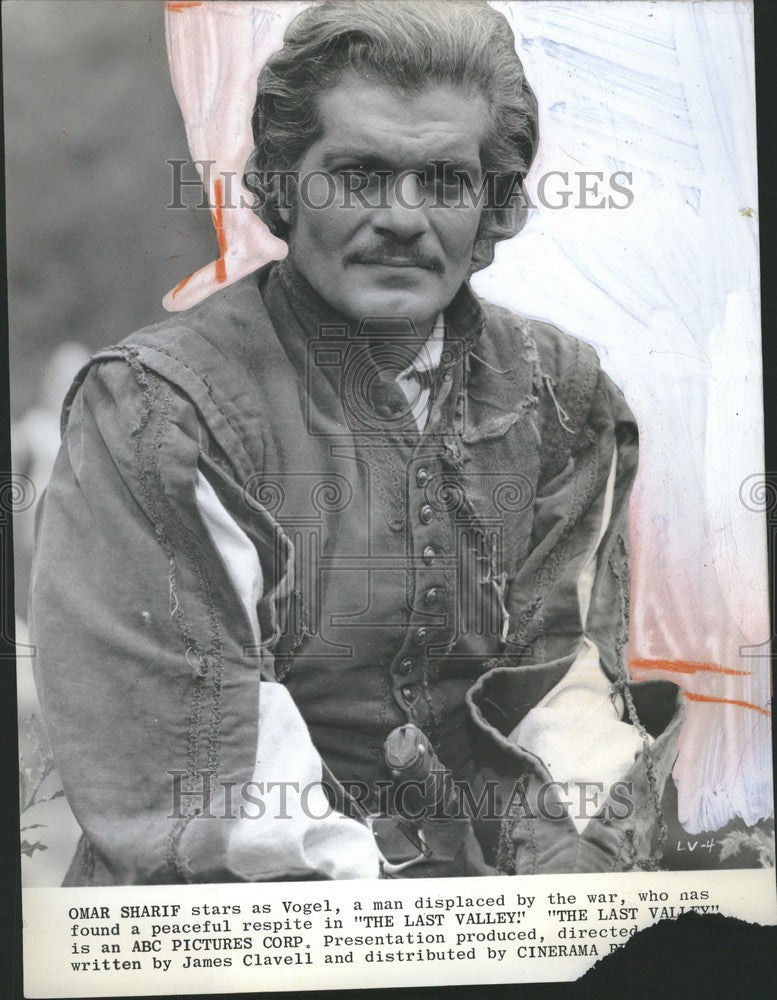 1971 Press Photo OMAR SHARIF Vogel THE LAST VALLEY - Historic Images