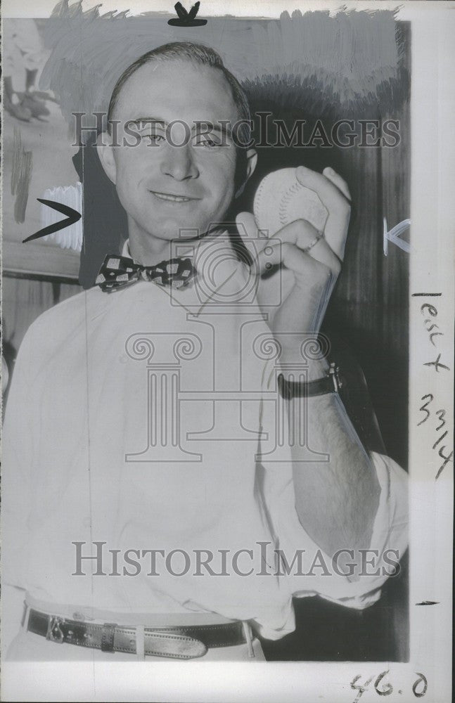 1952 Press Photo Bobby Shantz Pitcher - Historic Images