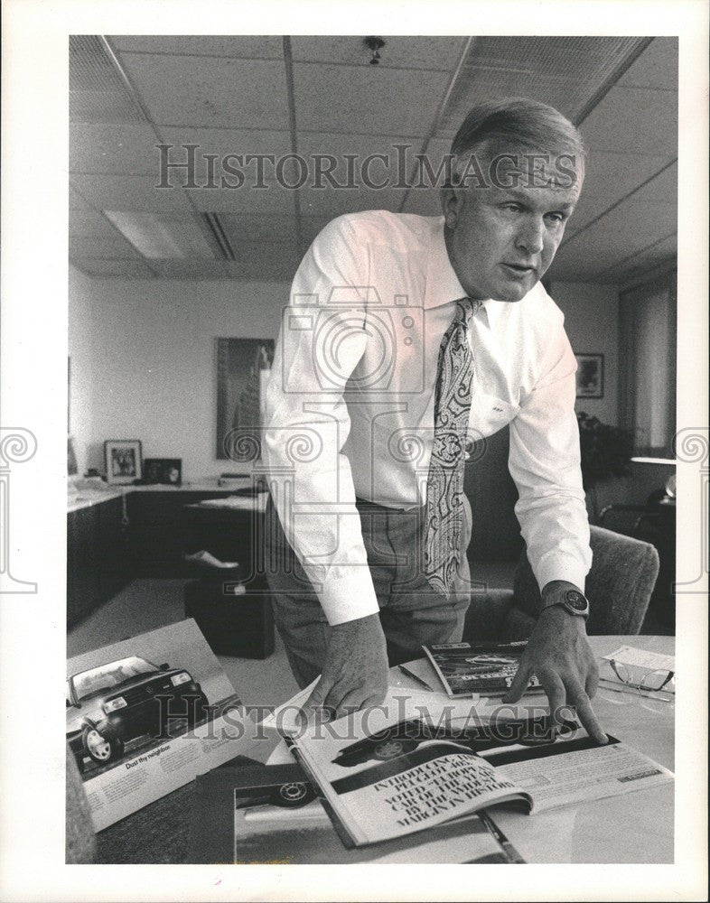 1988 Press Photo Jim Fuller Volkswagon of America - Historic Images