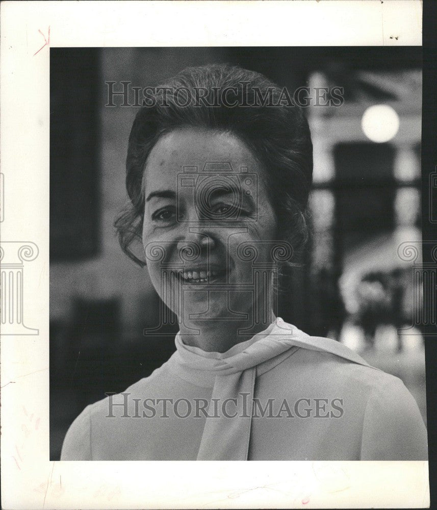 1971 Press Photo Ellen Sharp - Historic Images