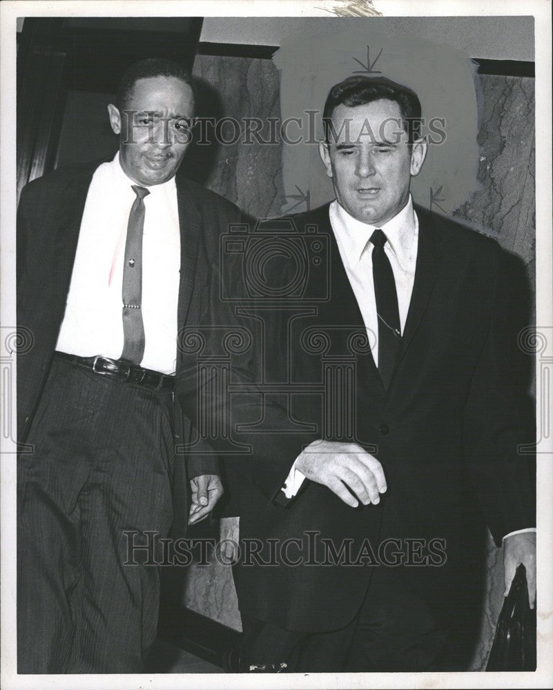 1965 Press Photo Kenneth Lewis Russell Swarthout - Historic Images