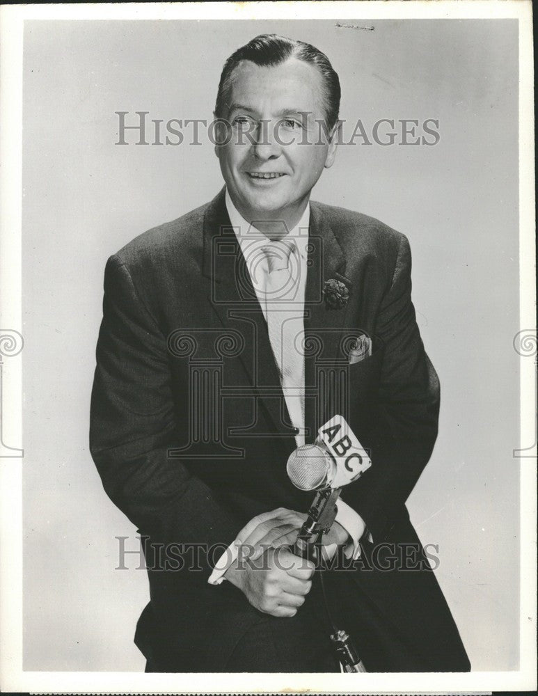 1959 Press Photo John Cameron Swayze Commentator - Historic Images