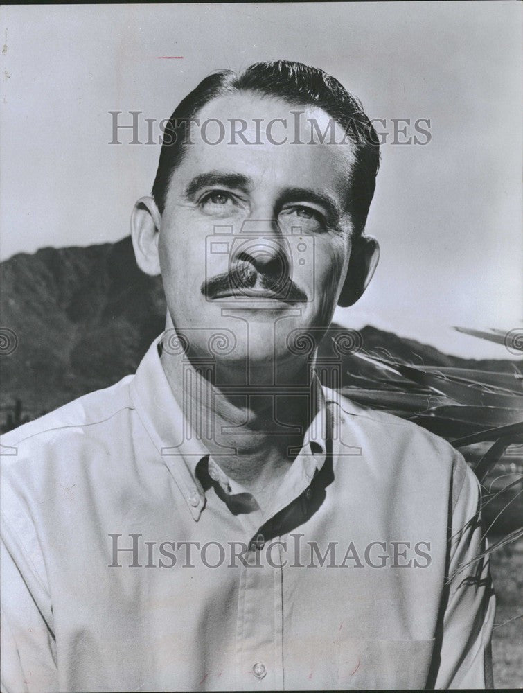 1968 Press Photo Glendon Swarthout  writer - Historic Images