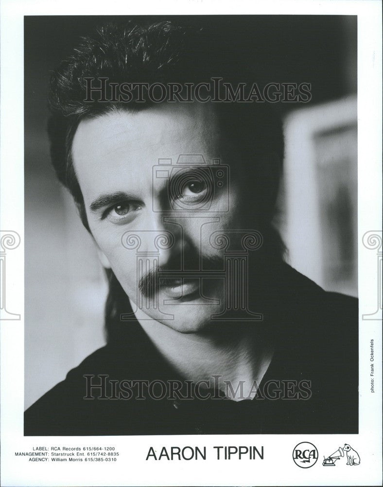 1992 Press Photo Aaron Tippin Singer-songwriter - Historic Images