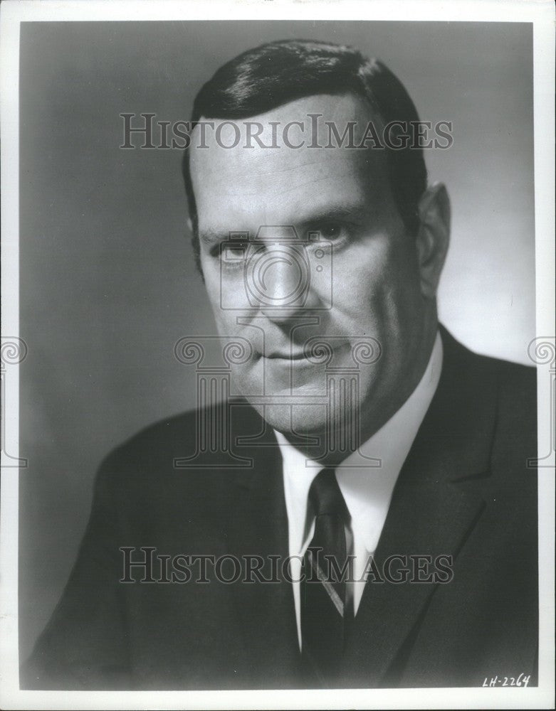 1965 Press Photo Preston Robert Tisch chairman loews - Historic Images