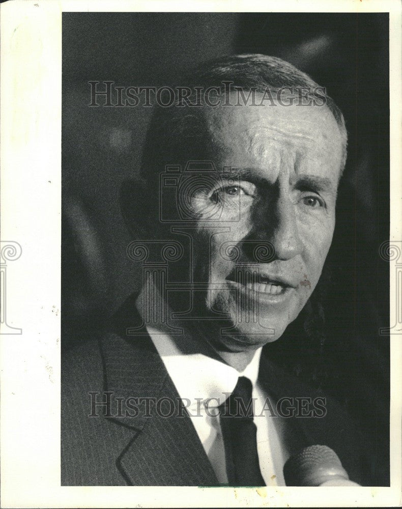 1986 Press Photo H.Ross Perot Director GM Biotechnology - Historic Images