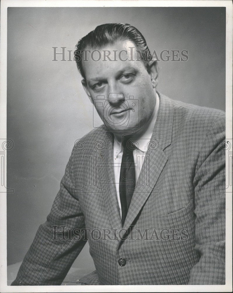 1969 Press Photo Saul Friedman - Historic Images