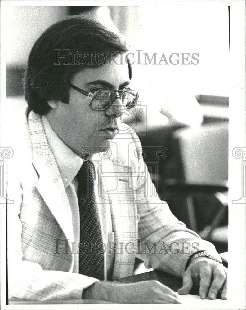 1981 Press Photo Sheldon Friedman Director UAW - Historic Images