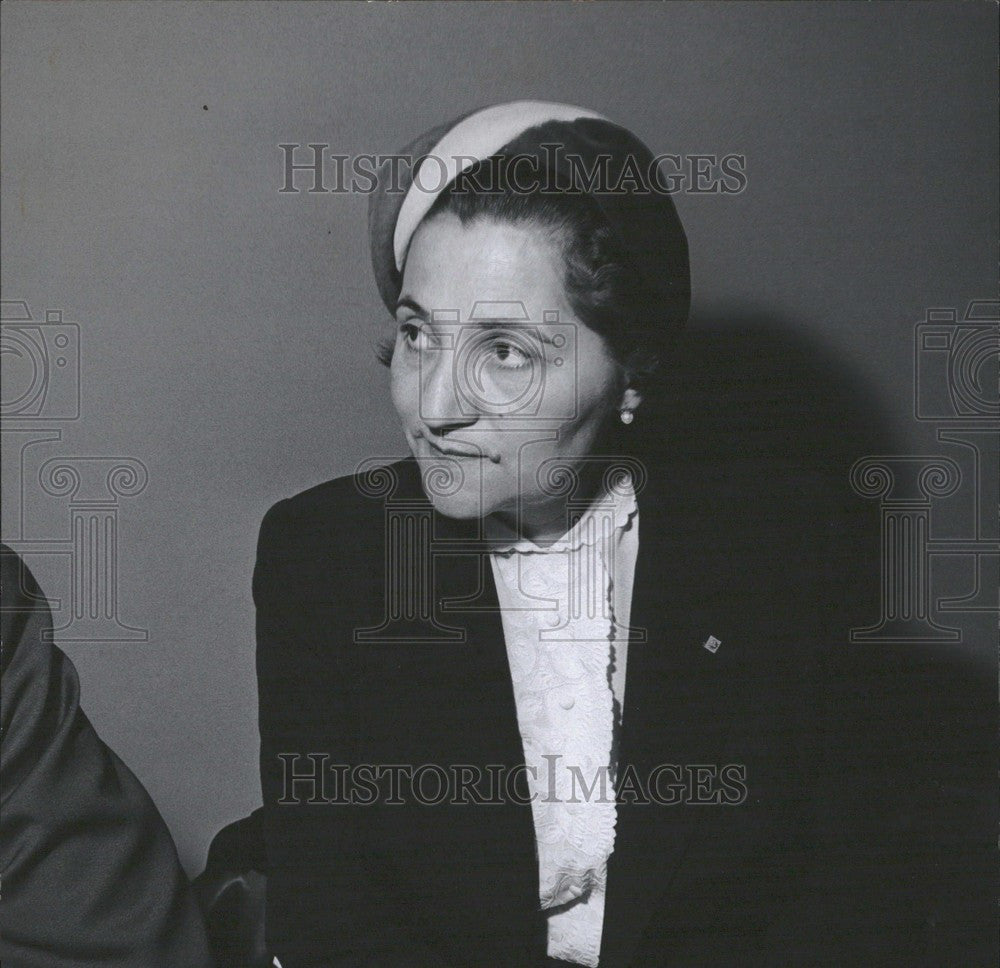 1959 Press Photo Senora Elena Frondizi - Historic Images