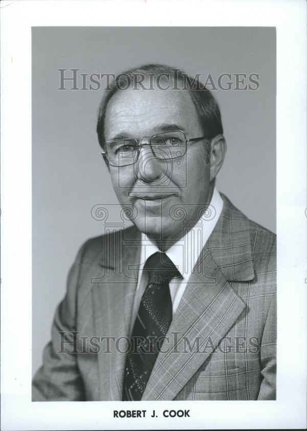 Robert J. Cook GM 1979 Vintage Press Photo Print - Historic Images