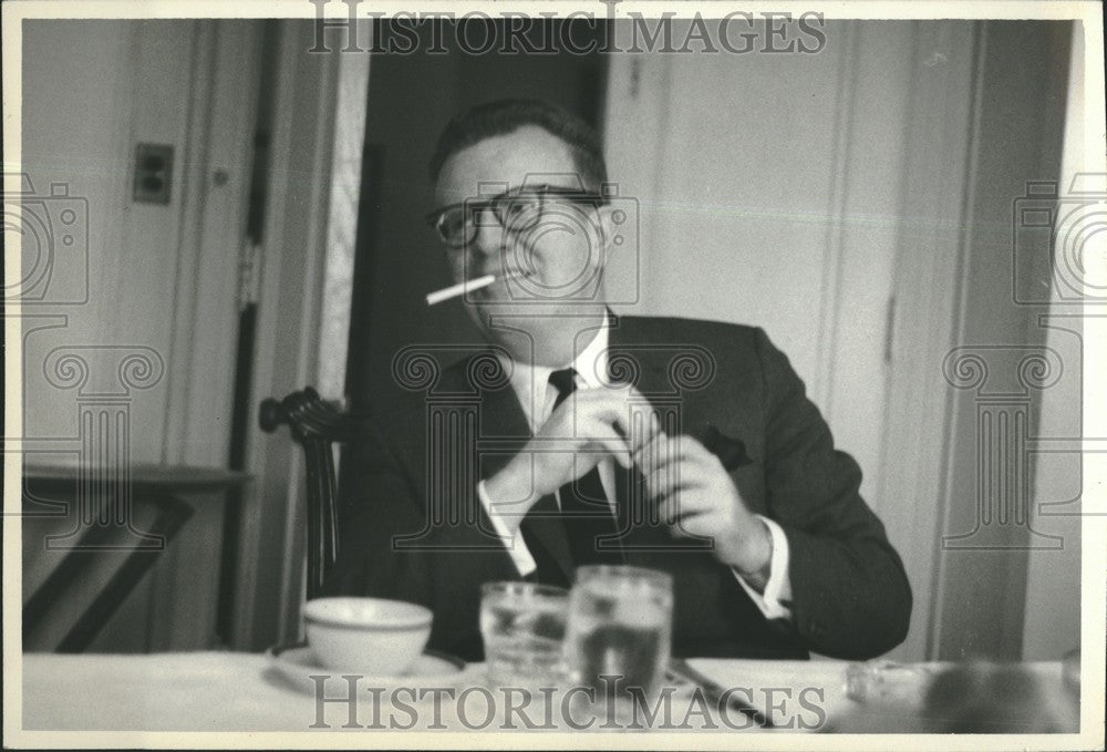 1963 Press Photo Larry O&#39;Brien Democrat NBA Comissioner - Historic Images