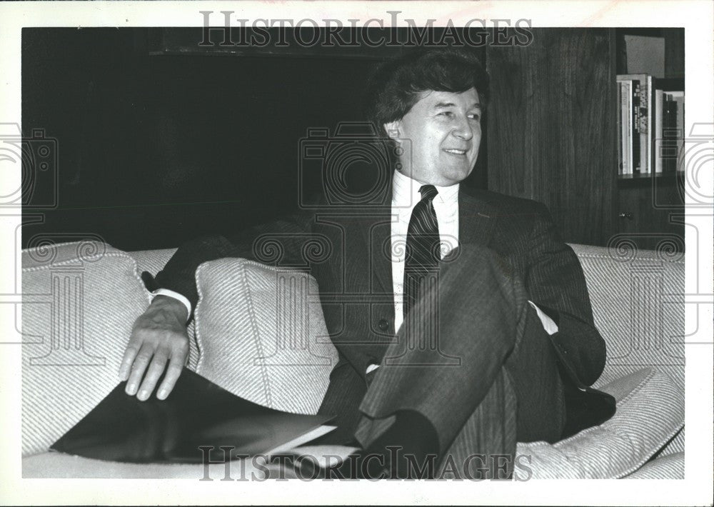 1982 Press Photo Ron Monchak chairman Bloomfield Hills - Historic Images