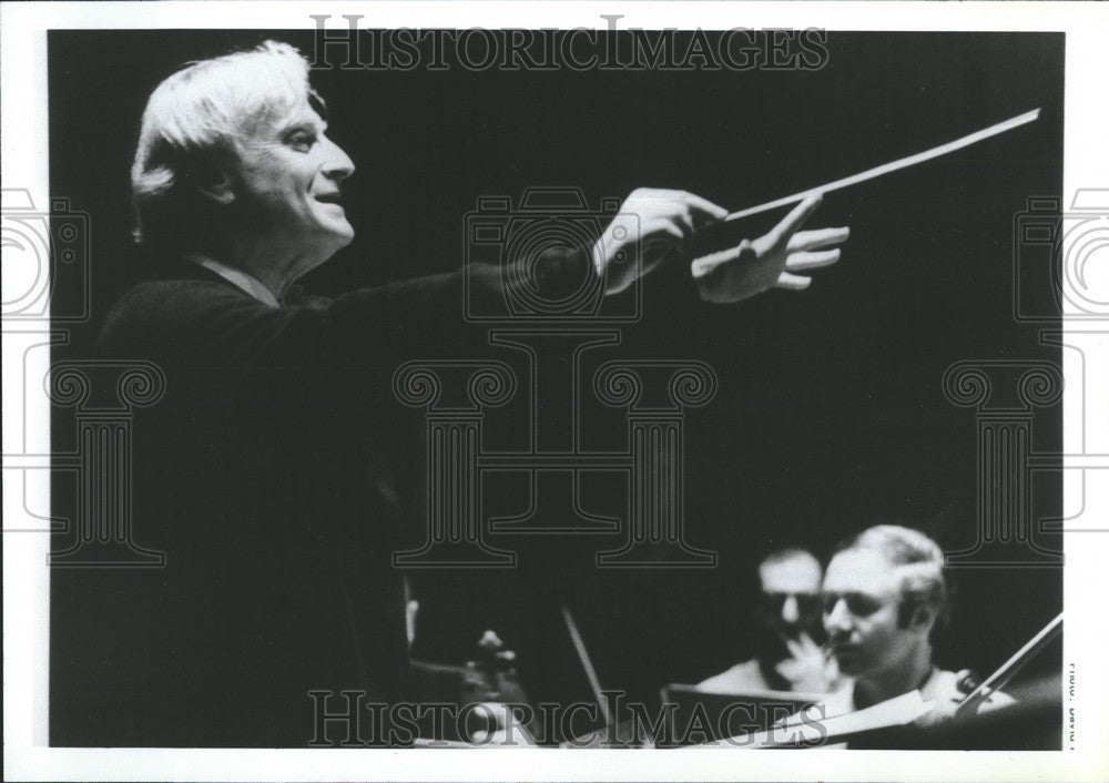 1992 Press Photo Yehudi Menuhin Philarmonia Hungarica - Historic Images