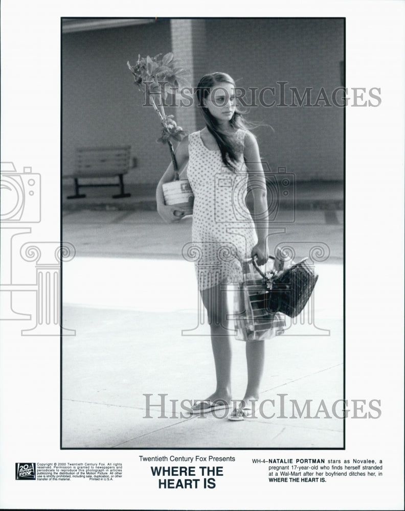 2000 Press Photo Actress Natalie Portman in "Where the Heart Is" Film - Historic Images