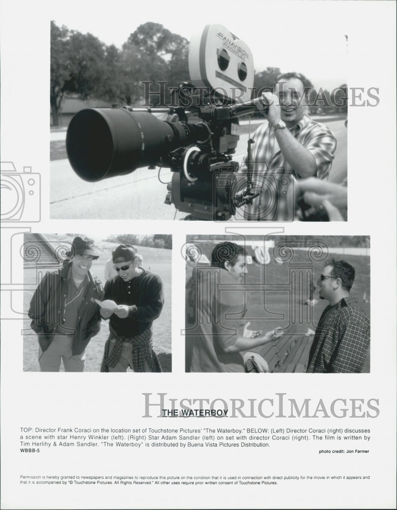 1998 Press Photo Frank Coraci Directs &quot;The Waterboy&quot; Film w Henry Winkler - Historic Images