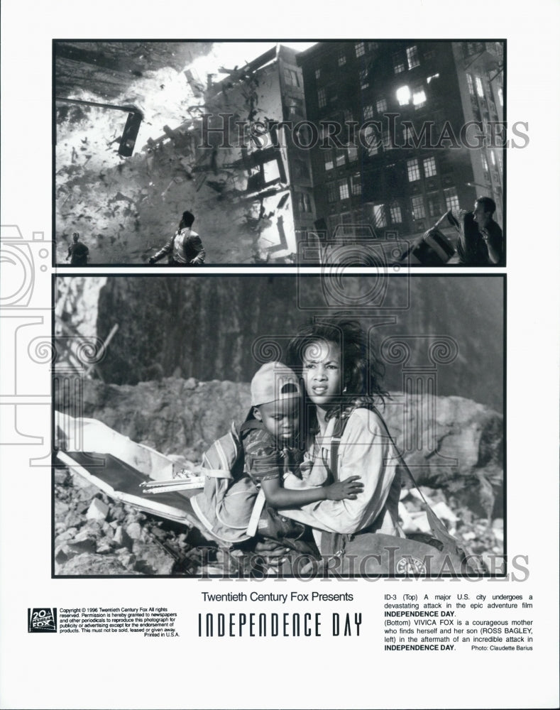1996 Press Photo Ross Bagley and Vivica Fox in the action film, Independence Day - Historic Images