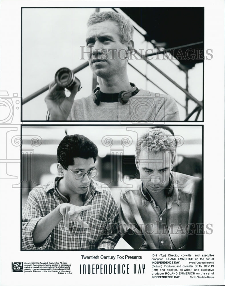 1996 Press Photo Roland Emmerich and Dean Devlin on set of Independence Day - Historic Images