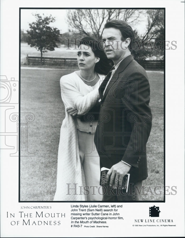 1995 Press Photo Actor Sam Neill, Julie Carmen in "In the Mouth of Madness" Film - Historic Images