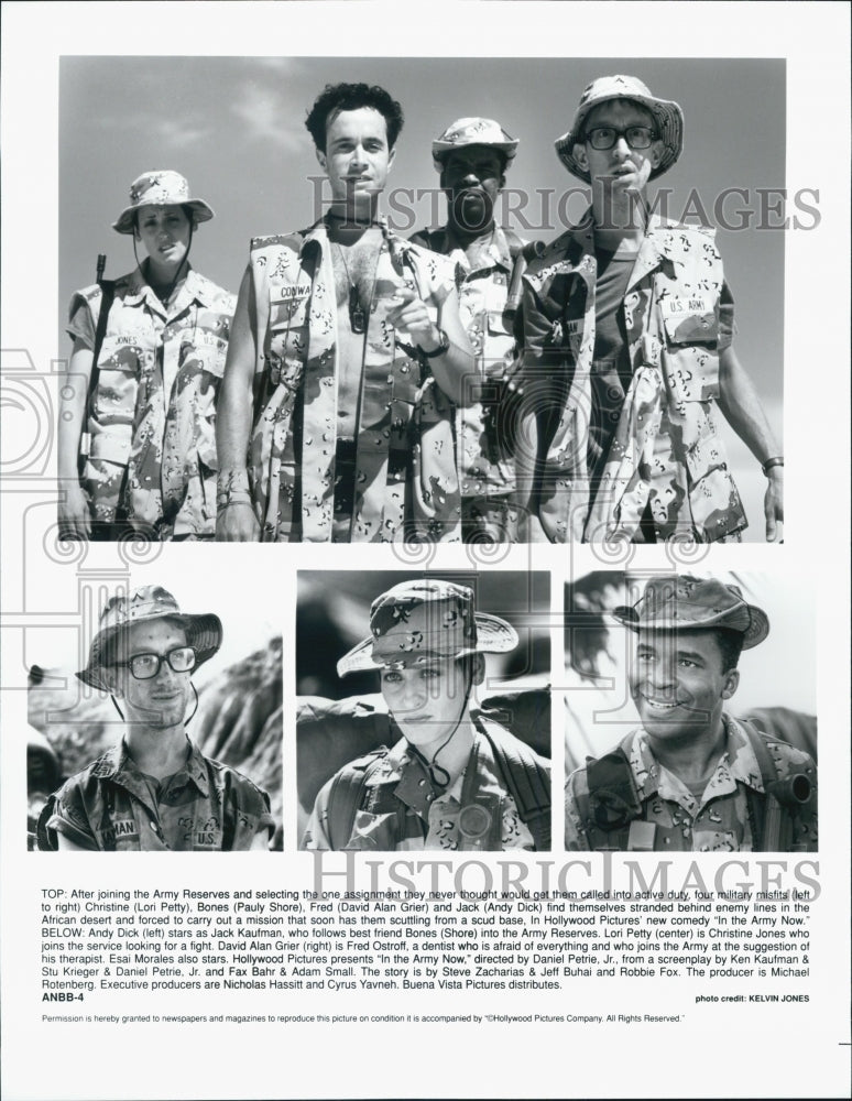 1994 Press Photo Actor Pauly Shore, Andy Dick in &quot;In the Army Now&quot; Film - Historic Images