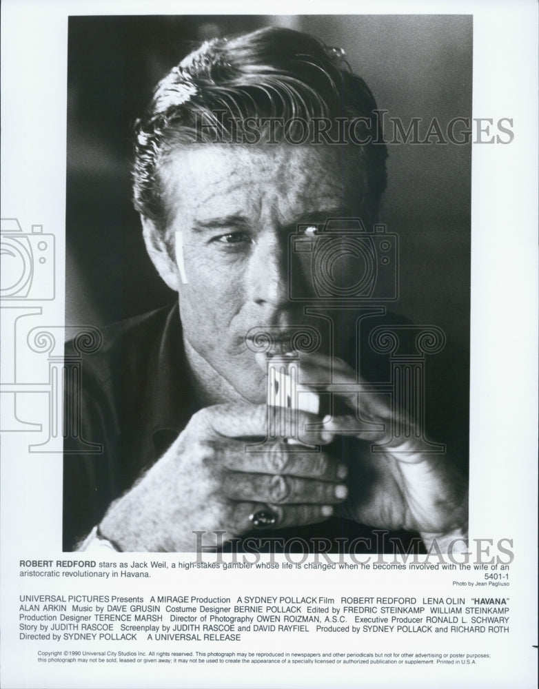 1990 Press Photo Actor Robert Redford in "Havana" Film - Historic Images