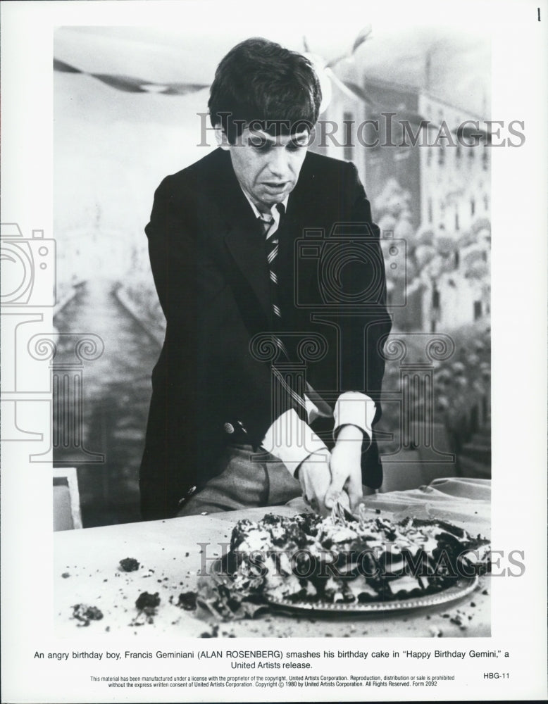 1980 Press Photo Actor Alan Rosenberg in &quot;Happy Birthday Gemini&quot; Film - Historic Images