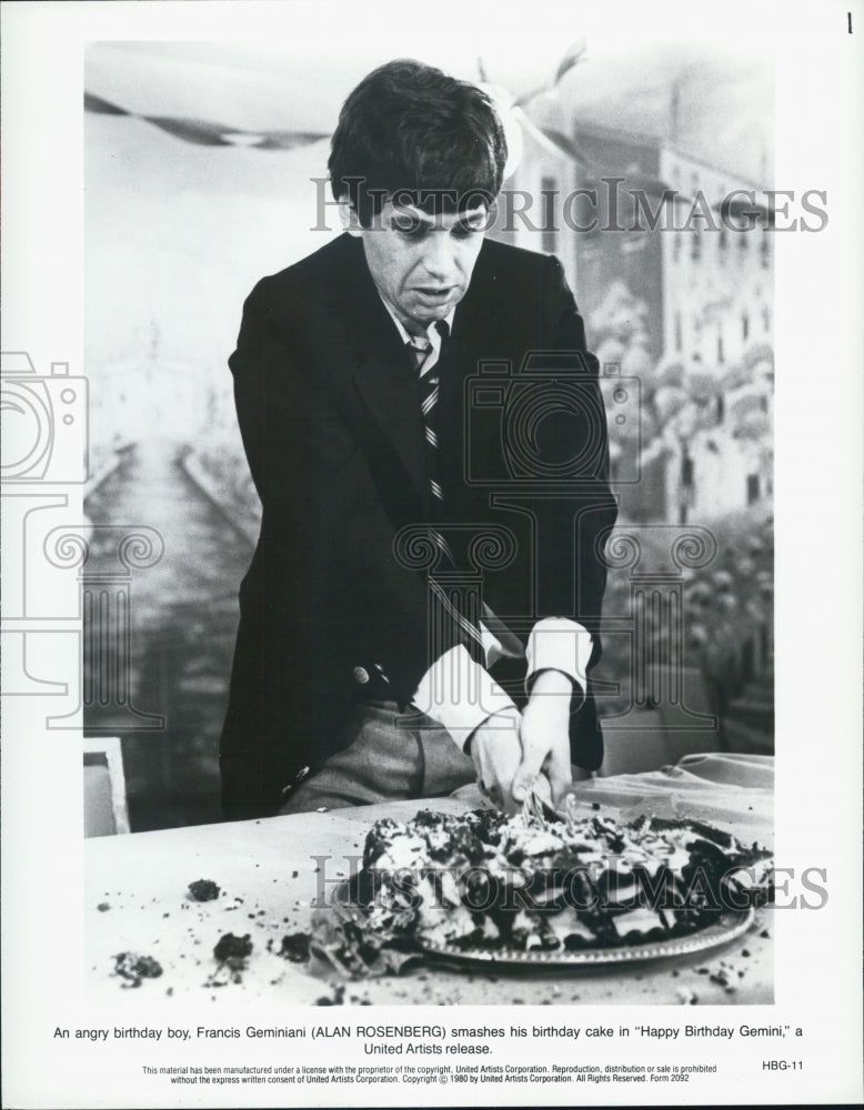 1980 Press Photo Actor Alan Rosenberg in "Happy Birthday Gemini" Film - Historic Images