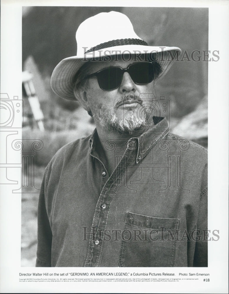 1993 Press Photo Director Walter Hill &quot;Geronimo: An American Legend&quot; Film Set - Historic Images