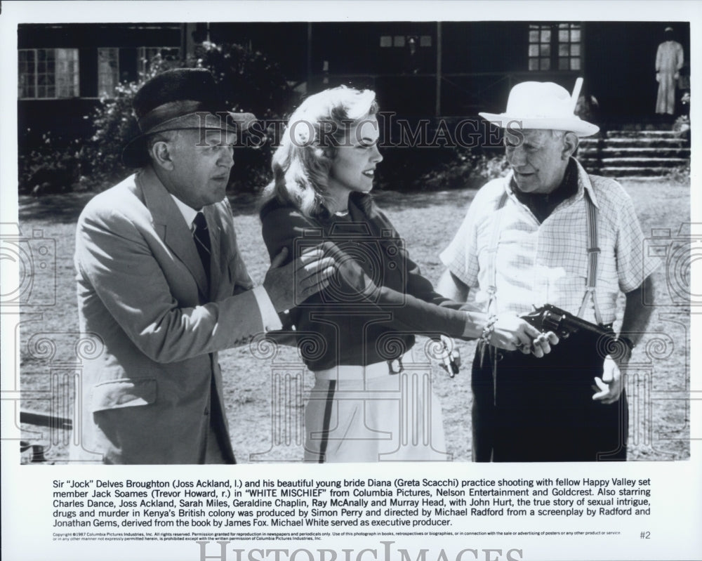 1987 Press Photo Actor Joss Ackland, Greta Scacchi in &quot;White Mischief&quot; Film - Historic Images