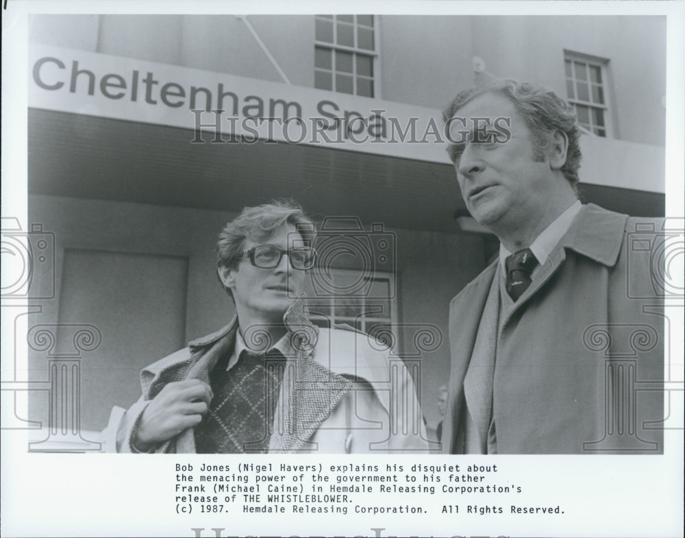 1987 Press Photo Nigel Havers And Michael Caine In Movie &quot;The Whistleblower&quot; - Historic Images