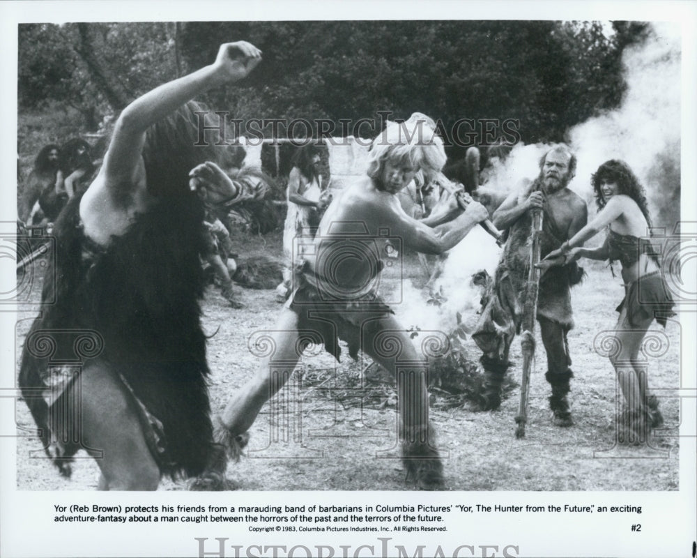 1983 Press Photo Actor Reb Brown In &quot;Yor,The Hunter from the Future&quot; - Historic Images