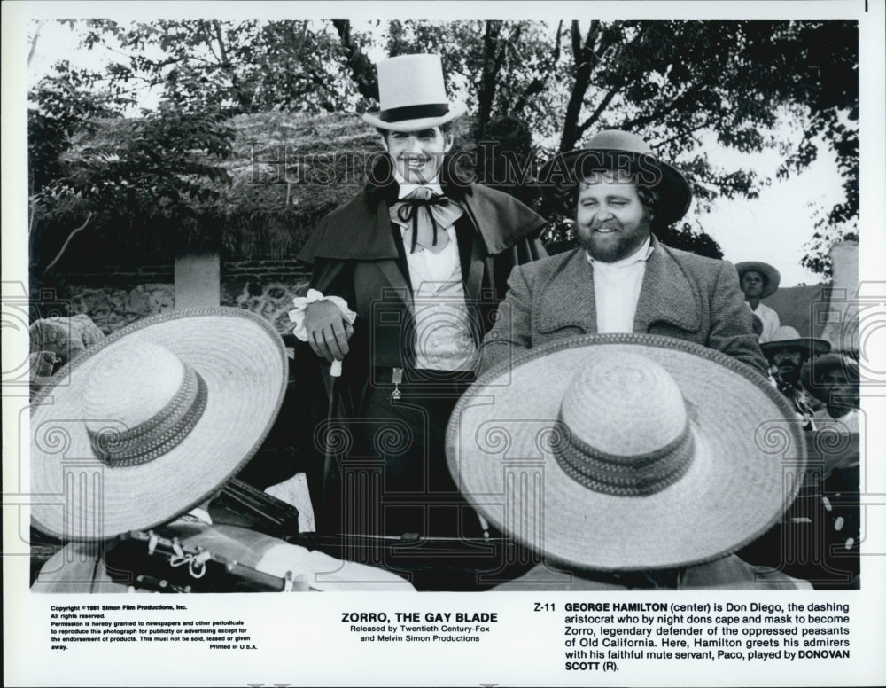 1981 Press Photo George Hamilton and Donovan Scott in &quot;Zorro the Gay Blade&quot; - Historic Images