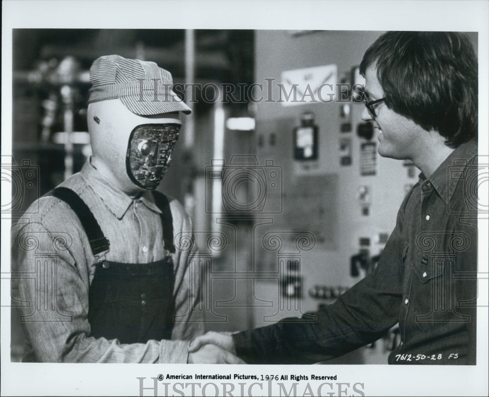 1976 Press Photo Scene from &quot;Futureworld&quot; - DFPG04539 - Historic Images