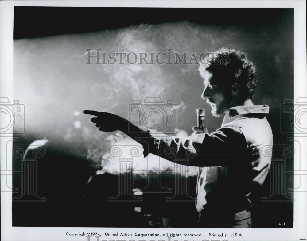 1974 Press Photo Dustin Hoffman in "Lenny" - Historic Images