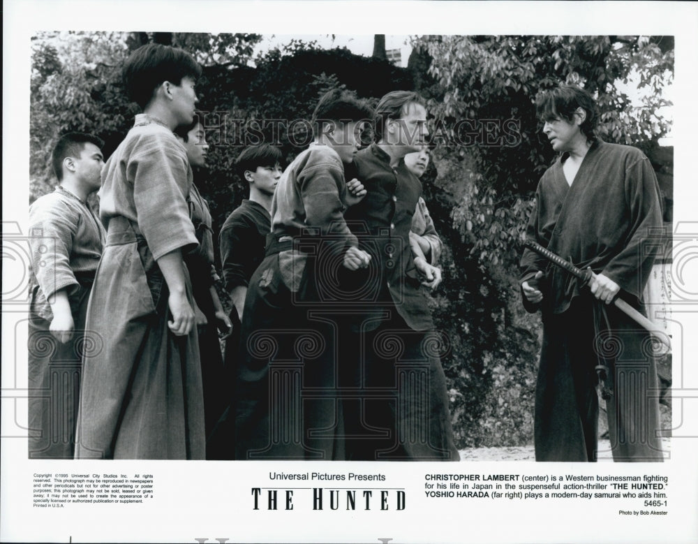 1995 Press Photo Christopher Lambert and Yoshio Harada in "The Hunted" - Historic Images