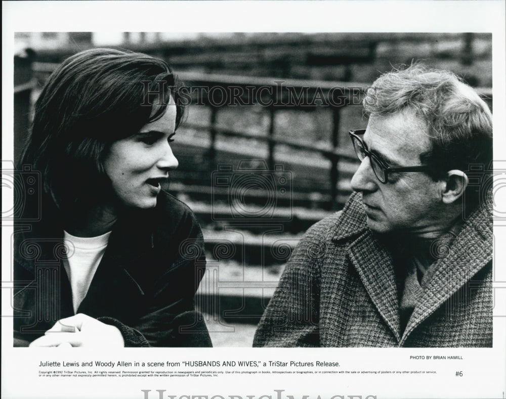 1992 Press Photo Juliette Lewis Woody Allen In "Husbands And Wives" - Historic Images