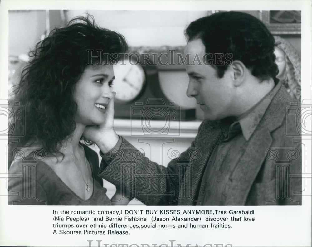 1992 Press Photo Nia Peeples and Jason Alexander in &quot;I Don&#39;t Buy Kisses Anymore&quot; - Historic Images