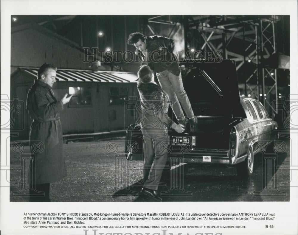 1992 Press Photo Robert Loggia and Anthony LaPaglia in "Innocent Blood" - Historic Images