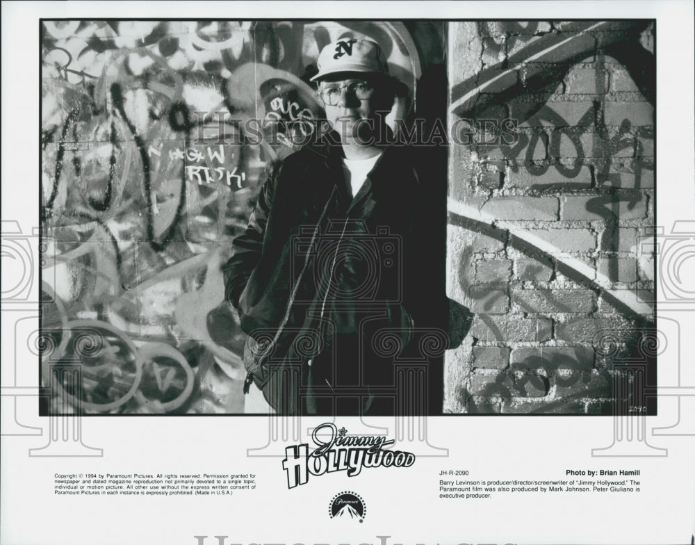 1994 Press Photo "Jimmy Hollywood" director Barry Levinson - Historic Images