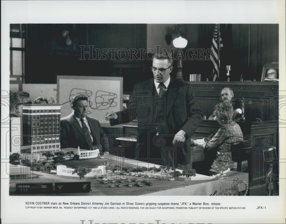 1991 Press Photo Kevin Costner in "JFK" - Historic Images
