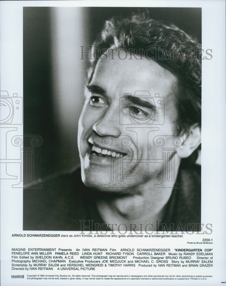 1990 Press Photo Arnold Schwarzenegger as John Kimble in &quot;Kindergarten Cop&quot; - Historic Images