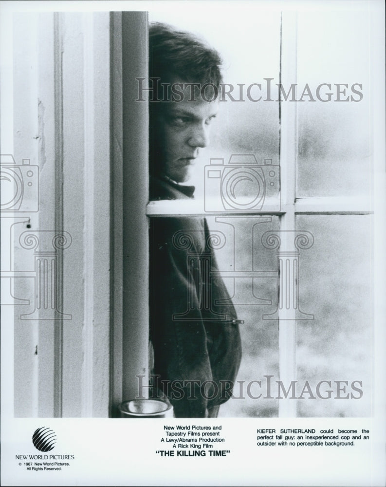1987 Press Photo Kiefer Sutherland in "The Killing Time" - Historic Images