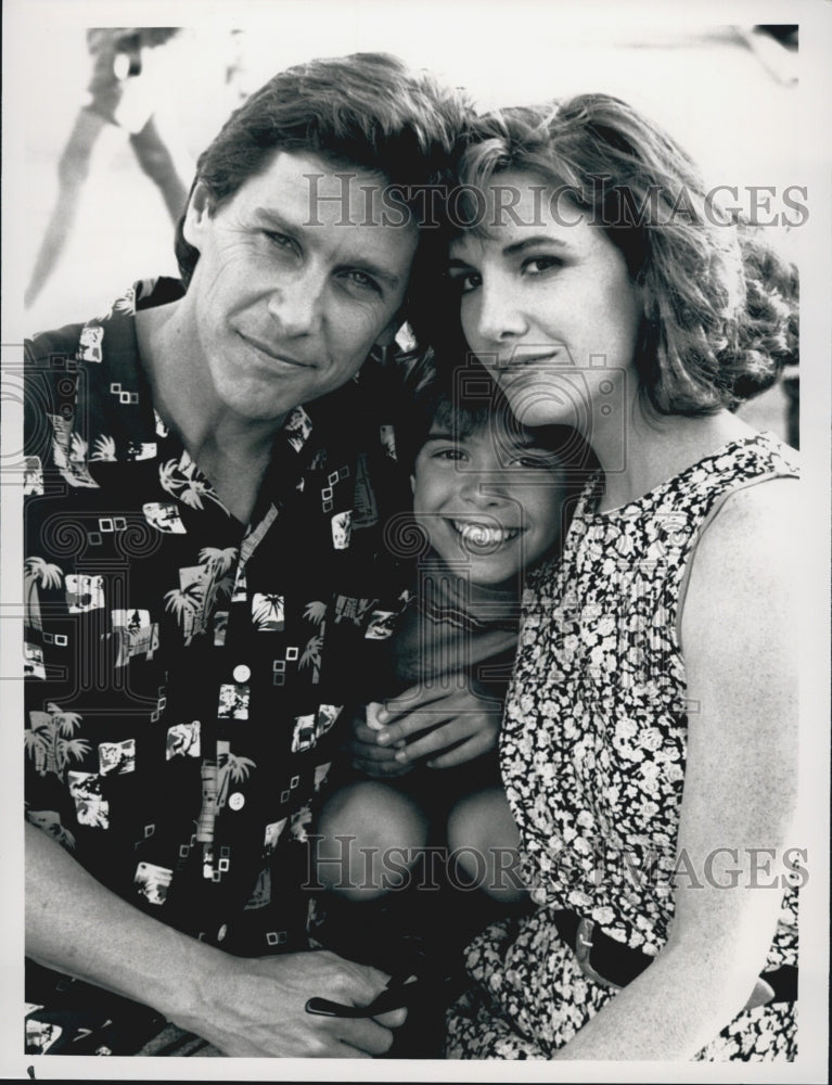 1990 Press Photo Tim Matheson, Matthew Lawrence, Melissa Gilbert &quot;Joshua Heart&quot; - Historic Images