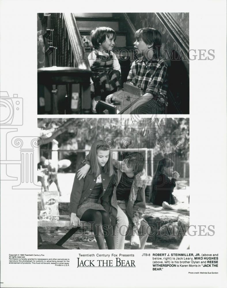 1993 Press Photo Reese Witherspoon,M Hughs,R Steunmiller "Jack the Bear" - Historic Images