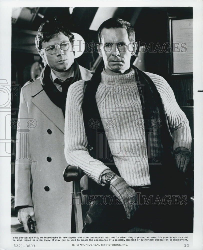 1979 Press Photo Michael Parks, Anthony Perkins &quot;ffolkes&quot; - Historic Images