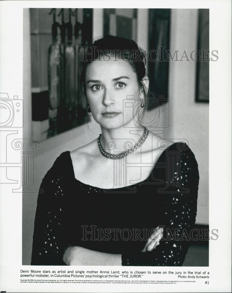 1996 Press Photo Actress Demi Moore Starring In Romantic Thriller &quot;The Juror&quot; - Historic Images