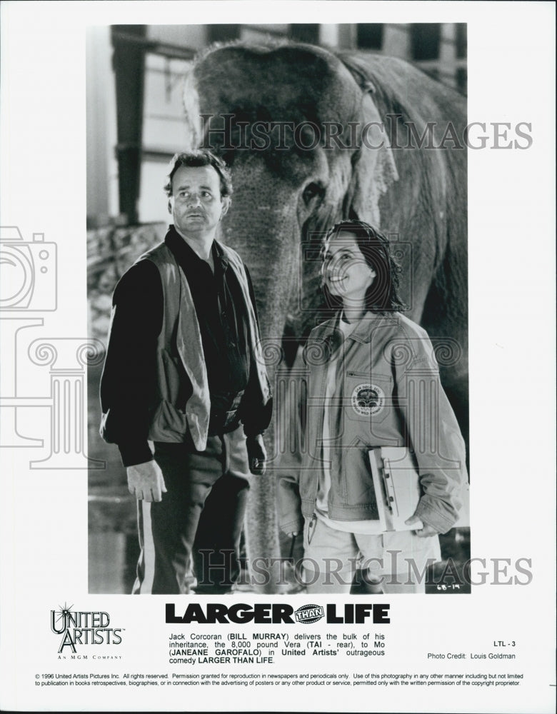 1996 Press Photo Bill Murray, Tai and Janeane Garofalo in "Larger Than Life" - Historic Images
