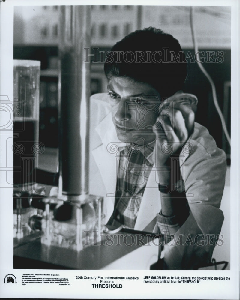 1993 Press Photo &quot;Theshhold&quot; Jeff Goldblum - Historic Images