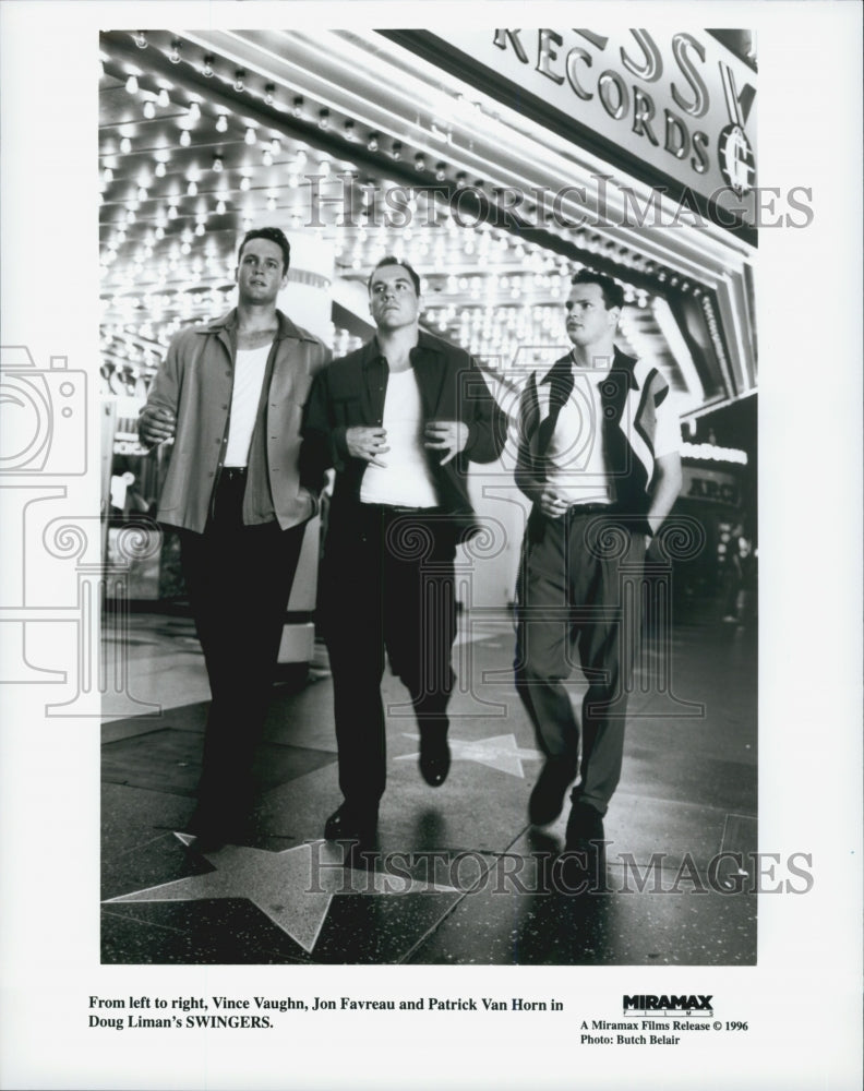 1996 Press Photo Actors Vince Vaughn, Jon Favreau, Patrick Van Horn "Swingers" - Historic Images