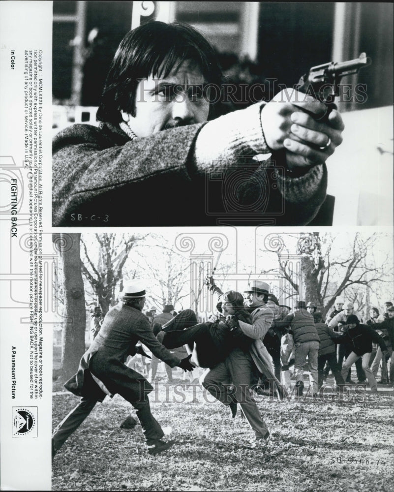 1982 Press Photo  &quot;Fighting Back&quot; Tom Skeritt &amp;  Michael Sarrazin - Historic Images