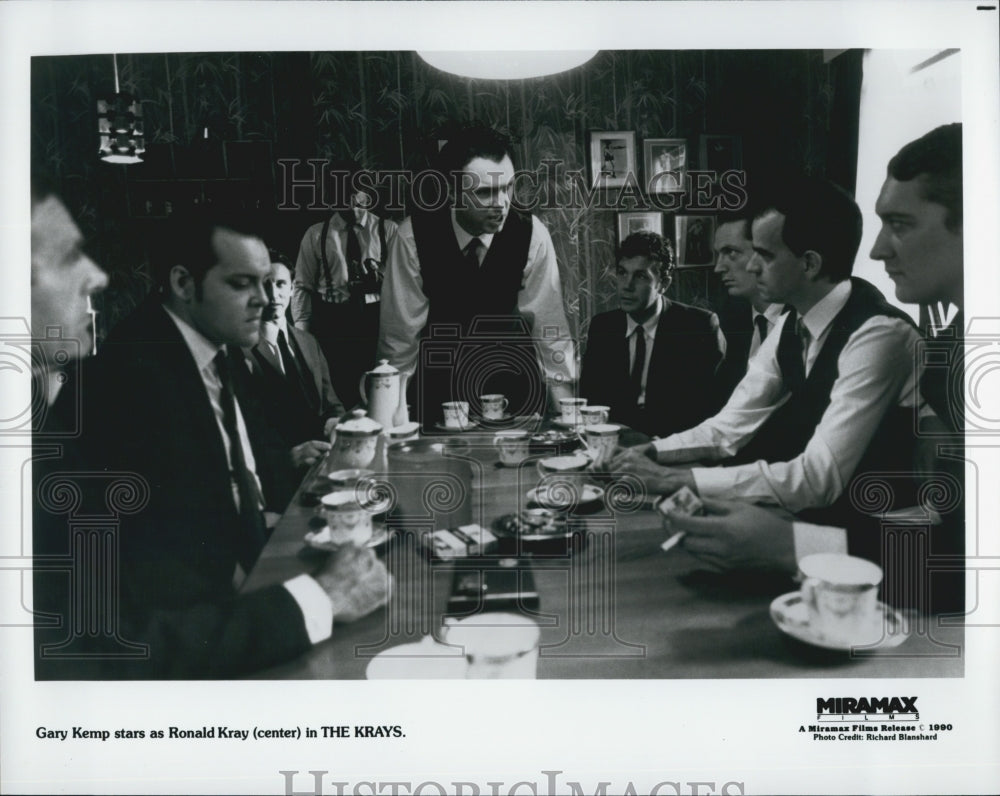 1990 Press Photo  "The Krays" Gary & Martin Kemp - Historic Images